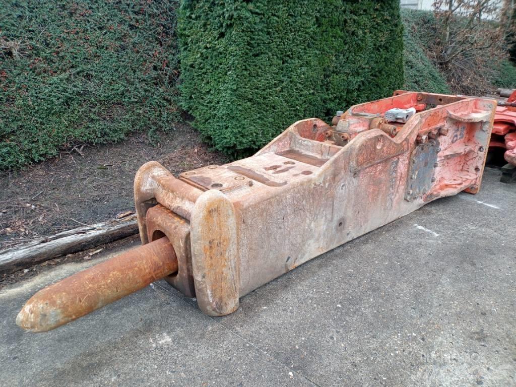 NPK E-260B Hammers / Breakers