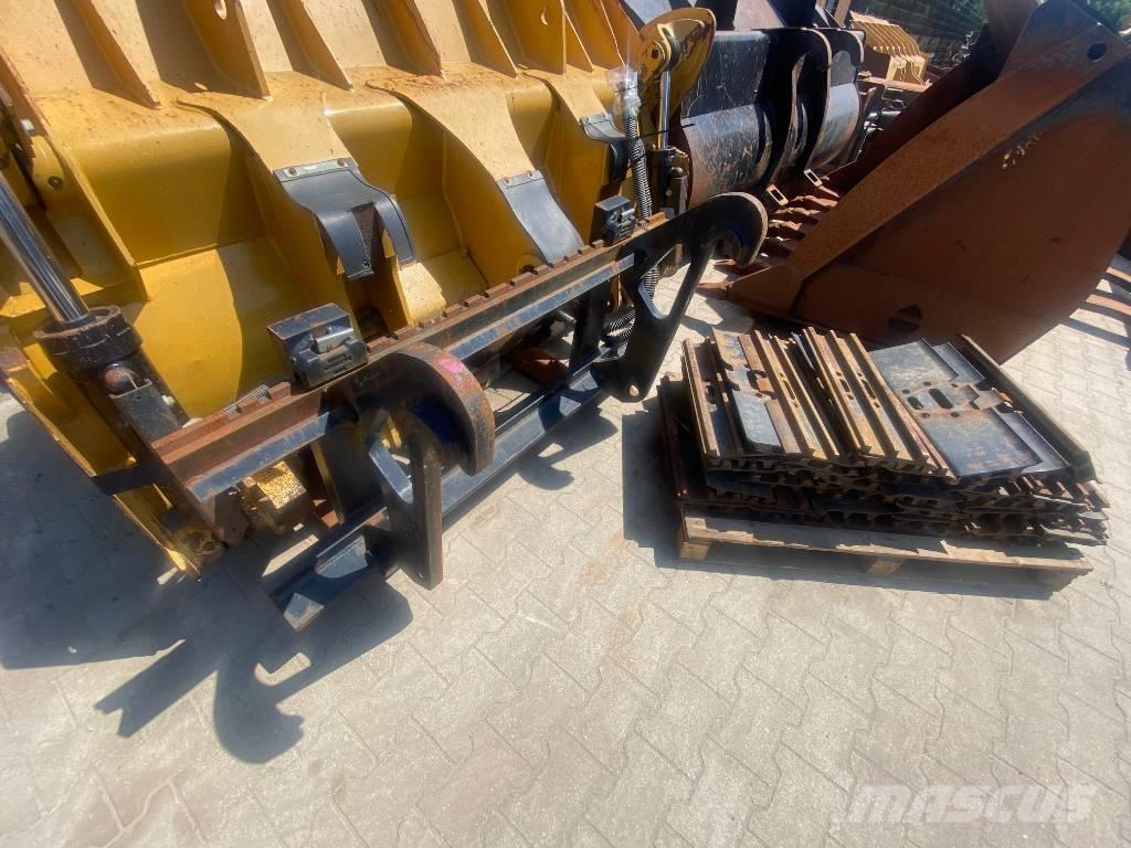 CAT 953 bucket Crawler dozers