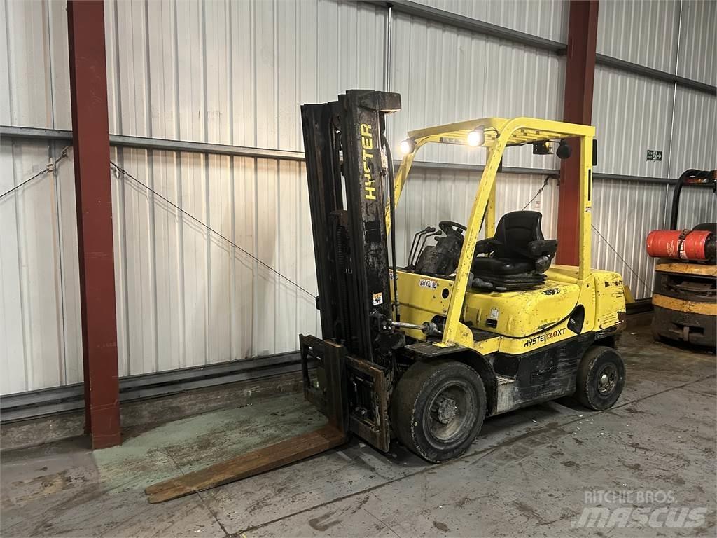 Hyster H3.0XT Diesel trucks