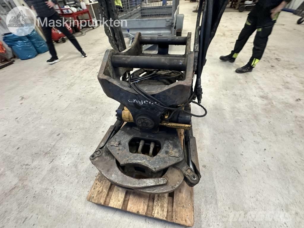 Engcon EC 226 Rotators