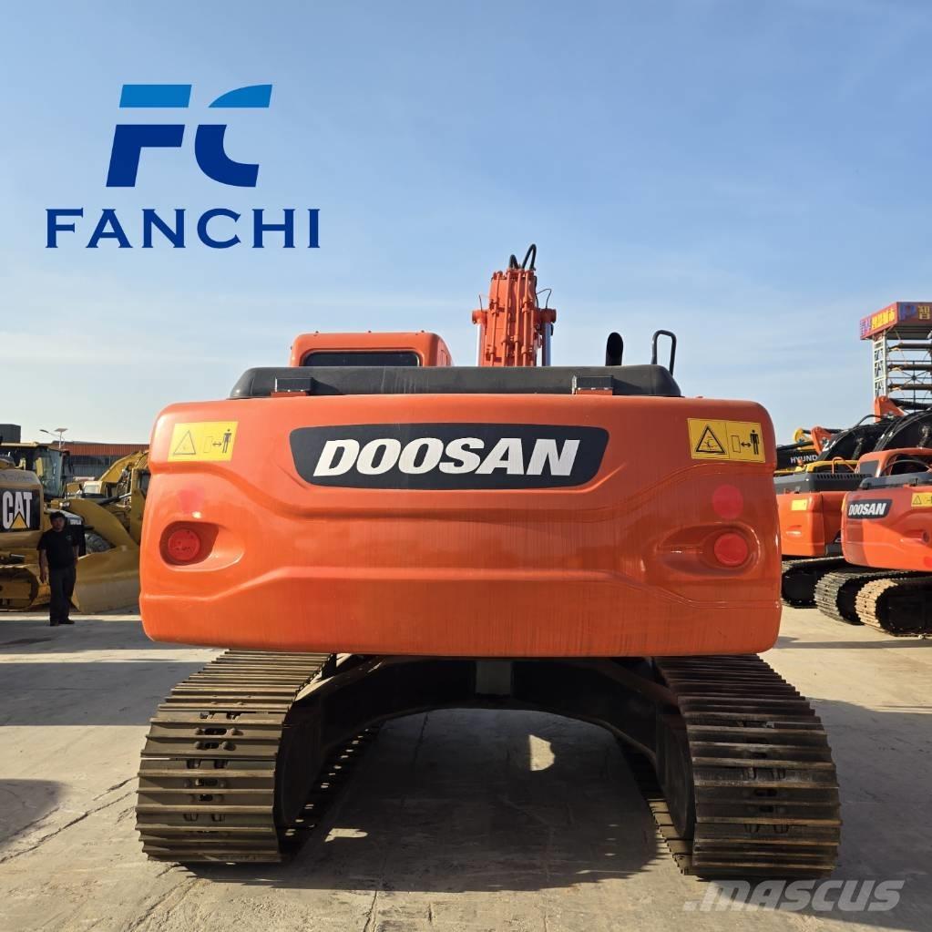 Doosan DX 225 LC Crawler excavators