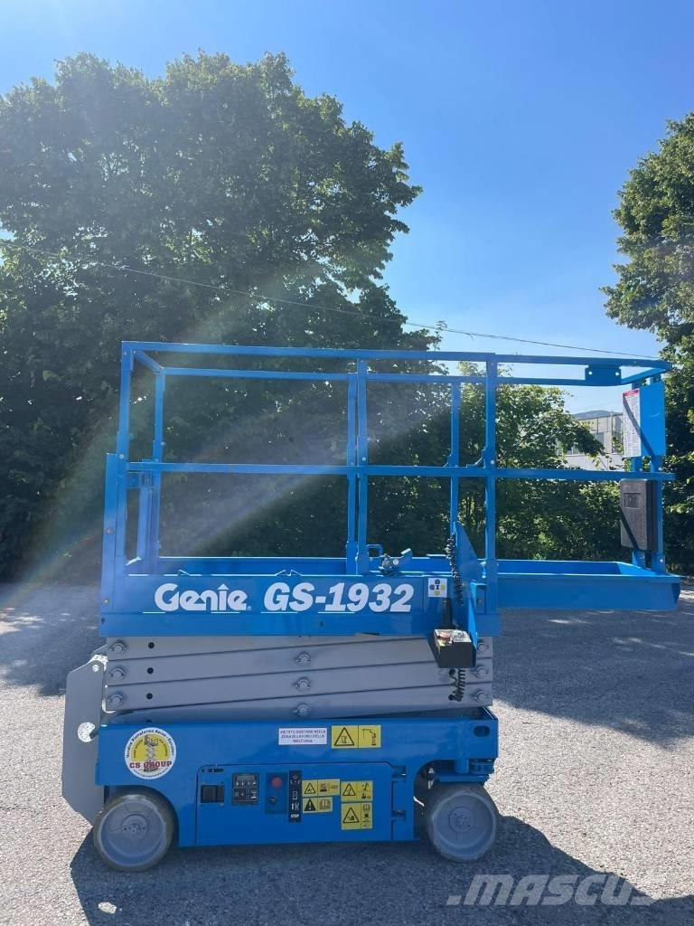 Genie GS 1932 Scissor lifts
