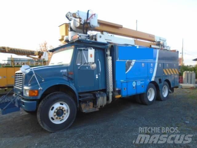 International F 4900 Truck & Van mounted aerial platforms