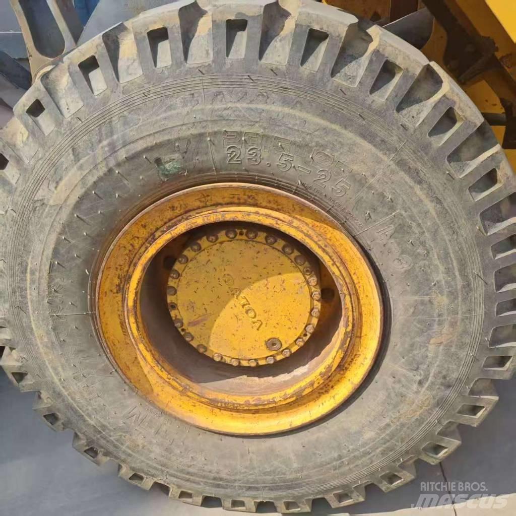 Volvo L 105 Wheel loaders