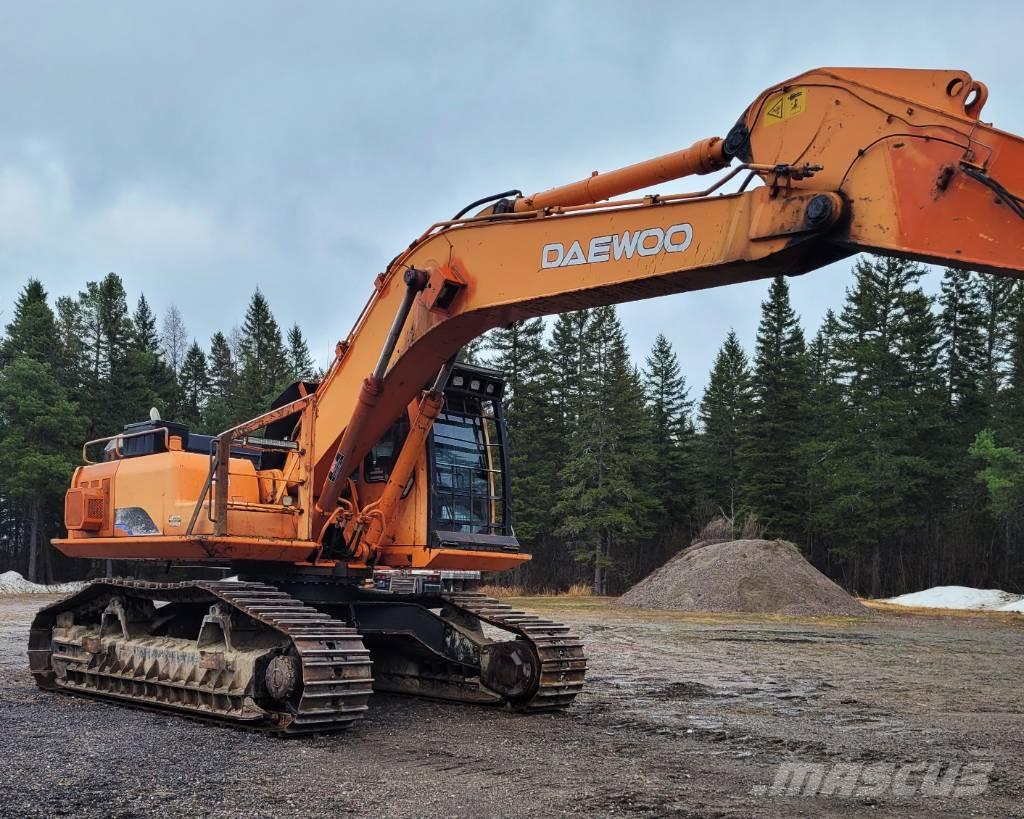 Daewoo Solar 300 LL Excavators