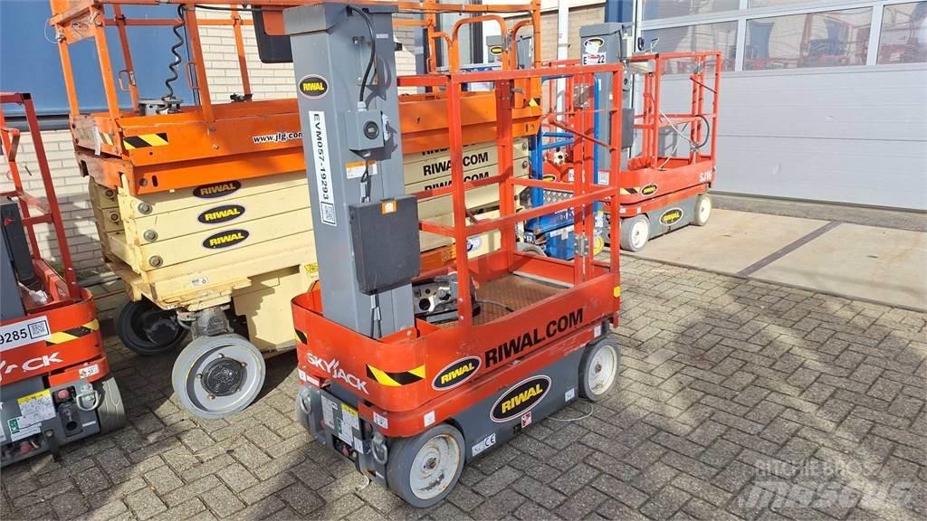SkyJack SJ12 Other lifts and platforms