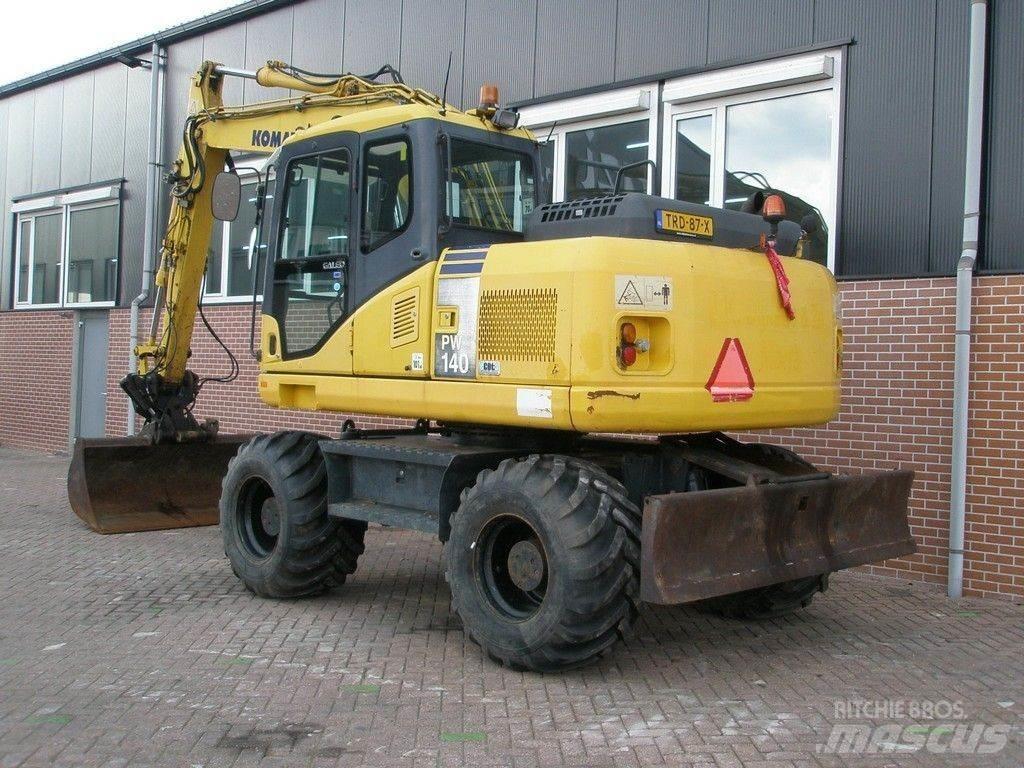 Komatsu PW140-7 Wheeled excavators