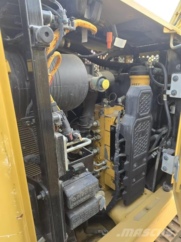 CAT 306 Mini excavators < 7t (Mini diggers)