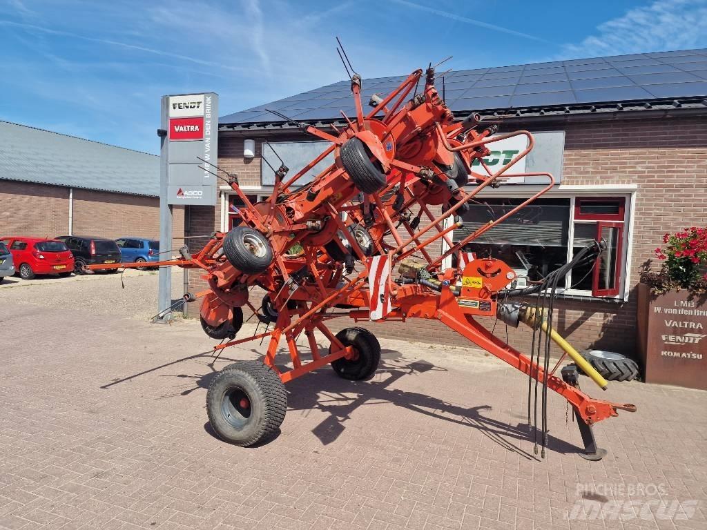 Kuhn GF 10802 T Rakes and tedders