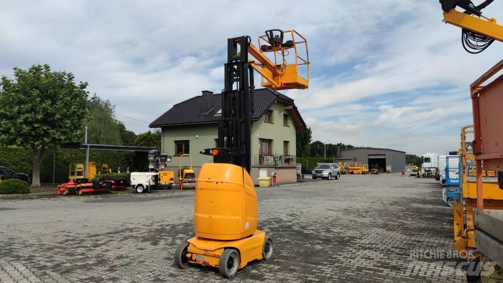 JLG Toucan 10 E Vertical mast lifts