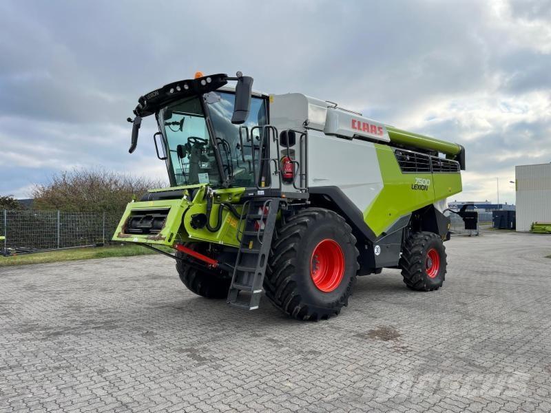 CLAAS LEXION 7500 Combine harvesters