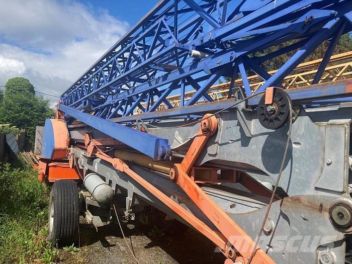 Potain IGO 50 Tower cranes