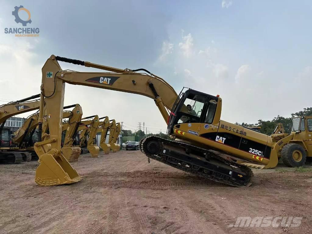 CAT 325 CL Crawler excavators