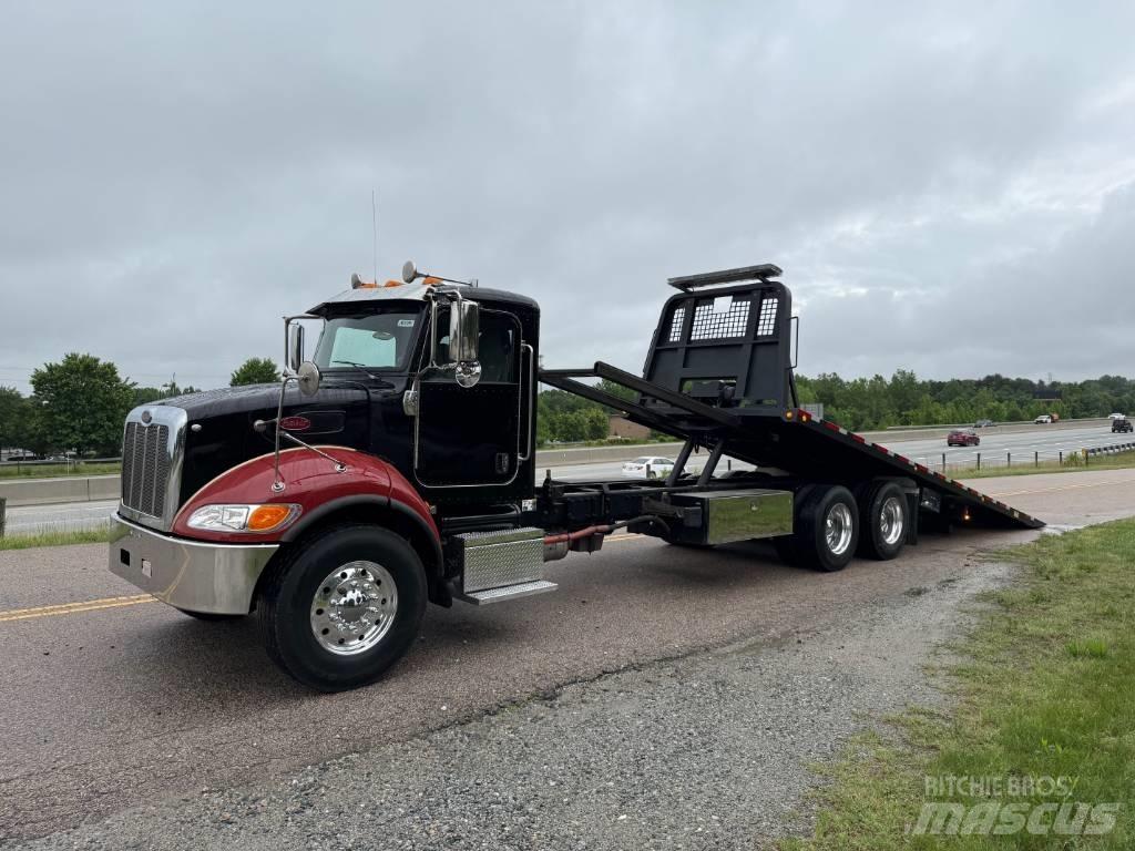 Peterbilt 348 Recovery vehicles