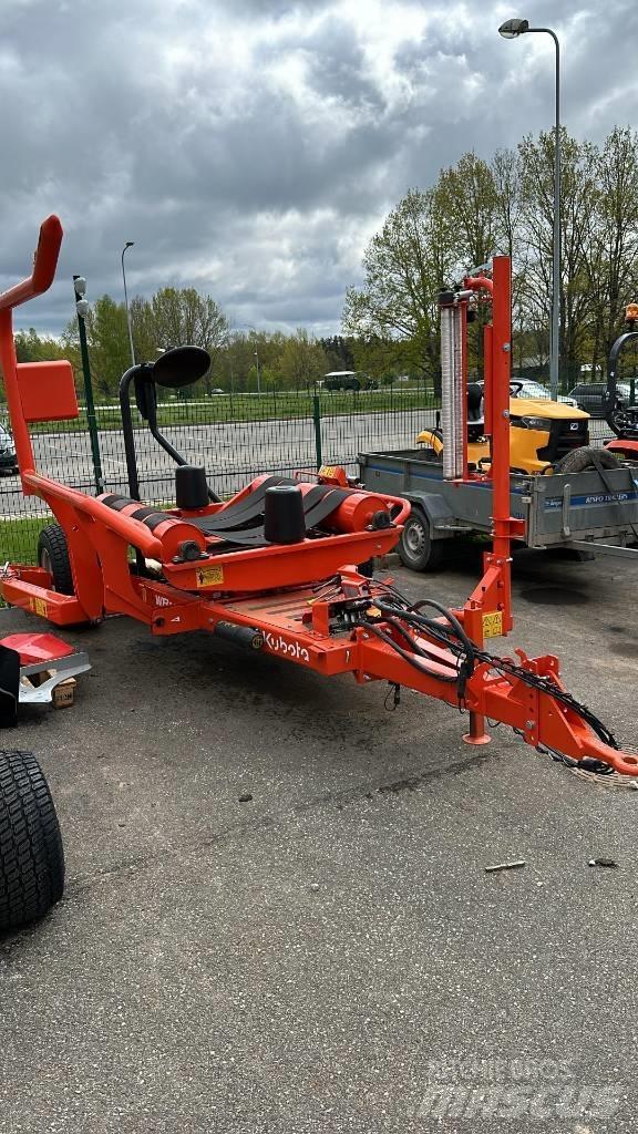 Kubota WR 1400M Wrappers