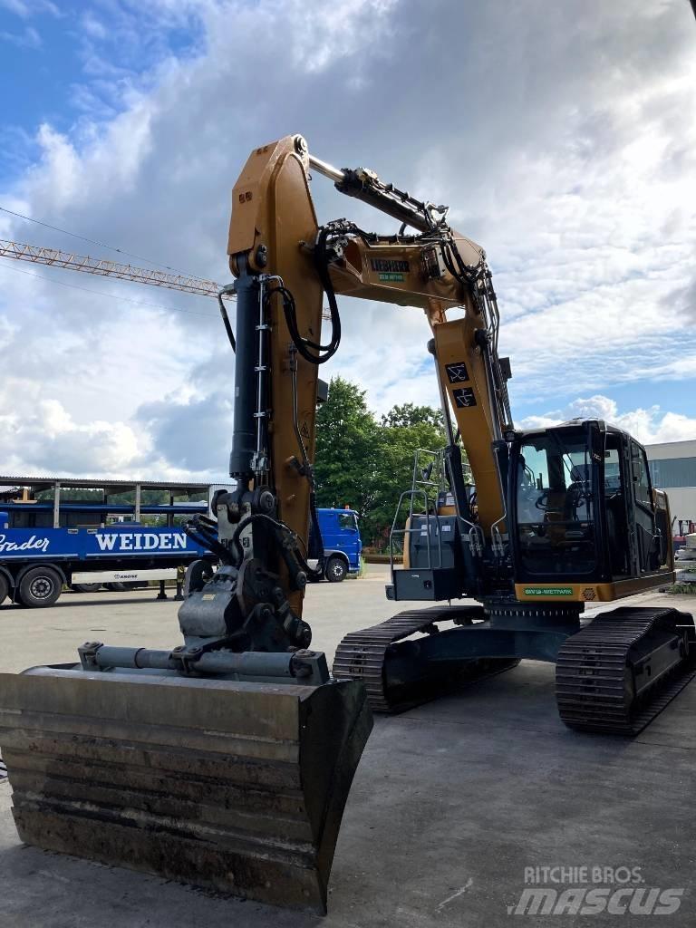 Liebherr R 922 Crawler excavators