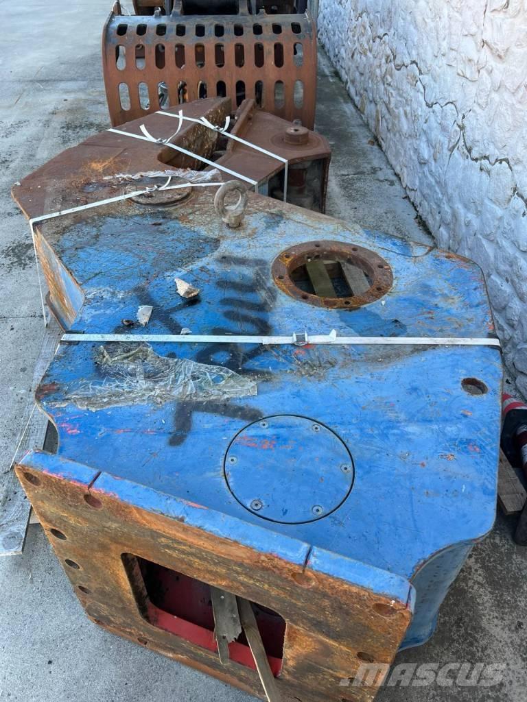 Rammer RB 42 Grapples