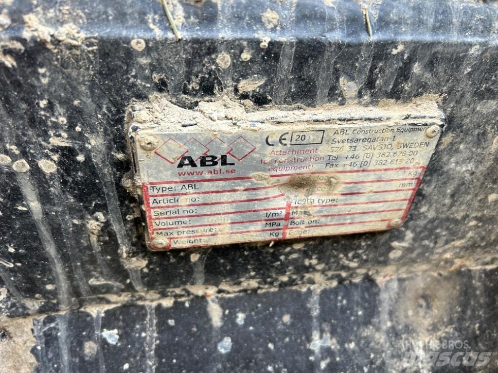 ABL S70 Buckets