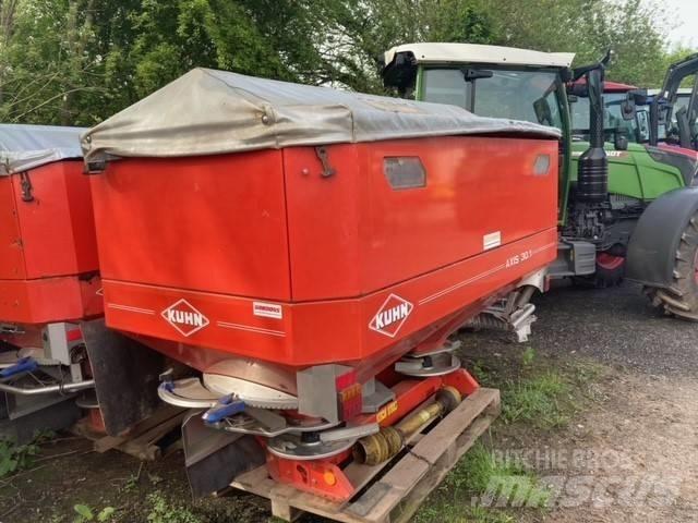 Kuhn Axis 30.1 Sprayer fertilizers