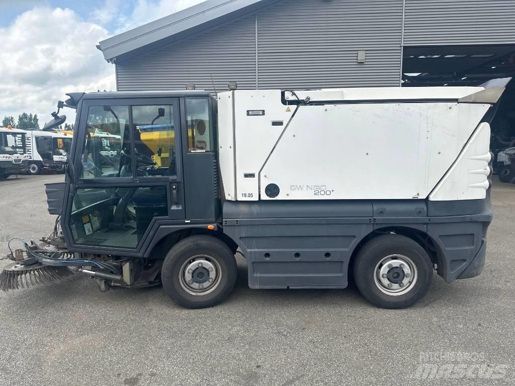 Schmidt Swingo 200 Sweepers