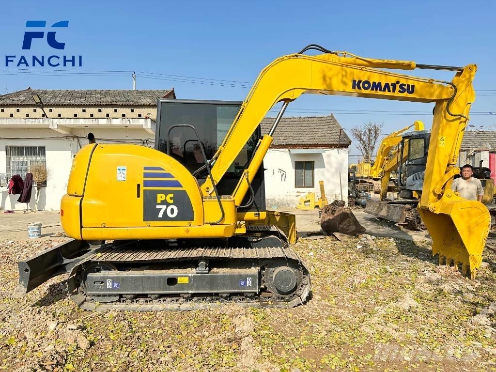 Komatsu PC 70 Crawler excavators