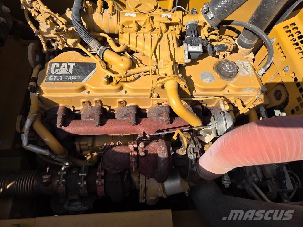 CAT 330FL Crawler excavators