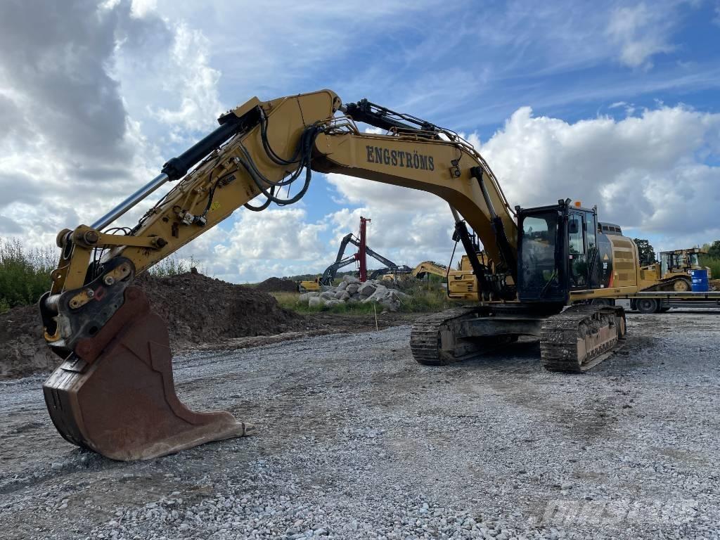 CAT 336 FLXE Crawler excavators