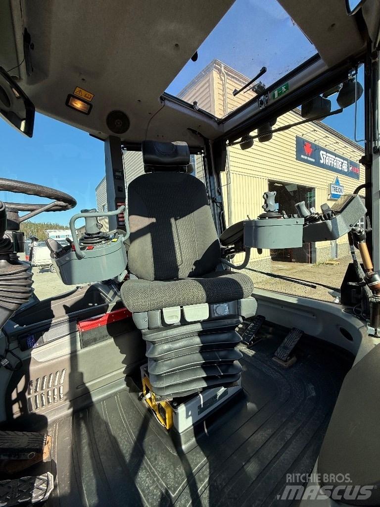 Huddig 1260 C Backhoe loaders