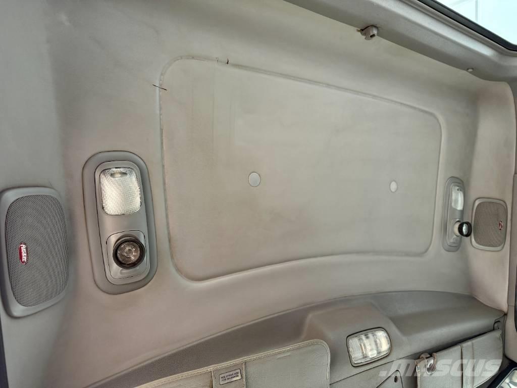 Peterbilt 388 Tractor Units