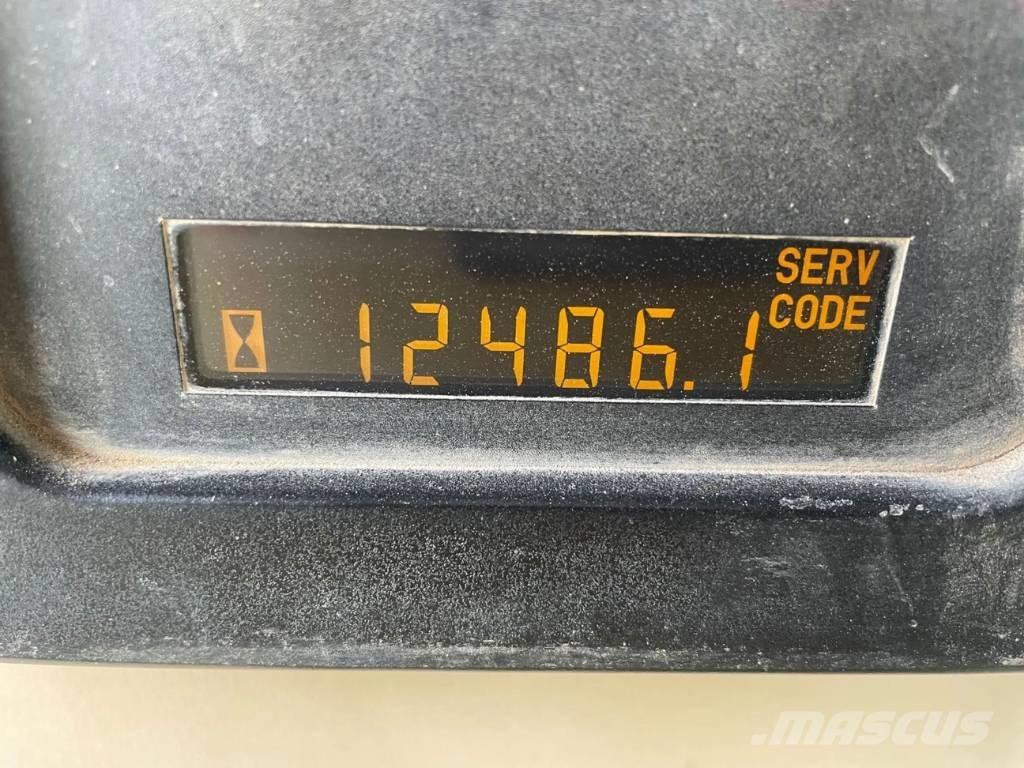 CAT 14H Graders