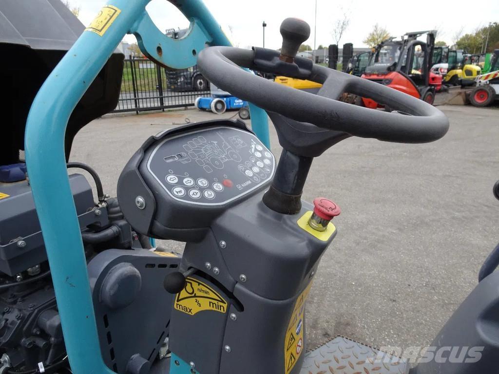 Hamm HD12VV Twin drum rollers