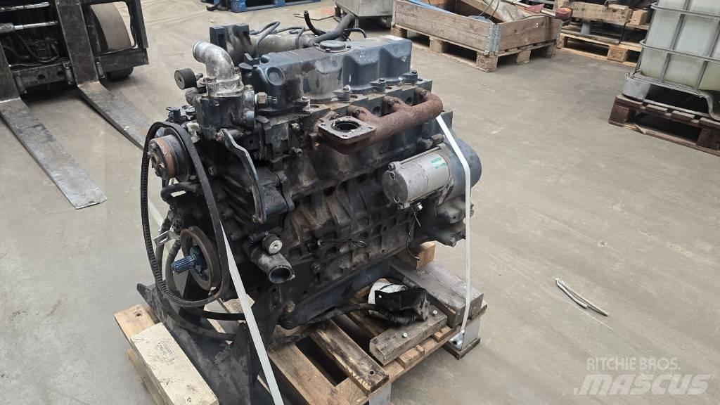 Kubota V2403 Engines