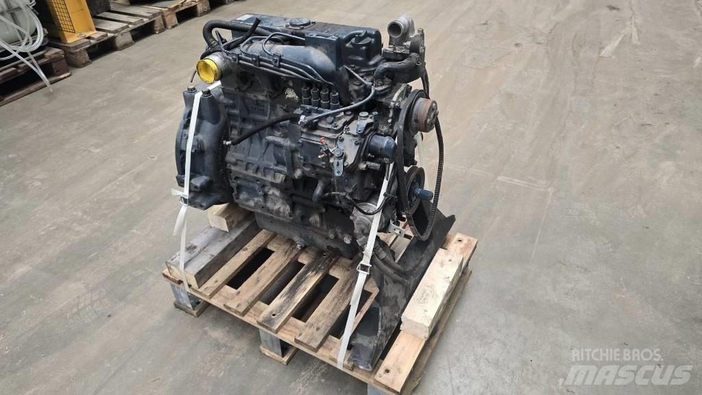 Kubota V2403 Engines