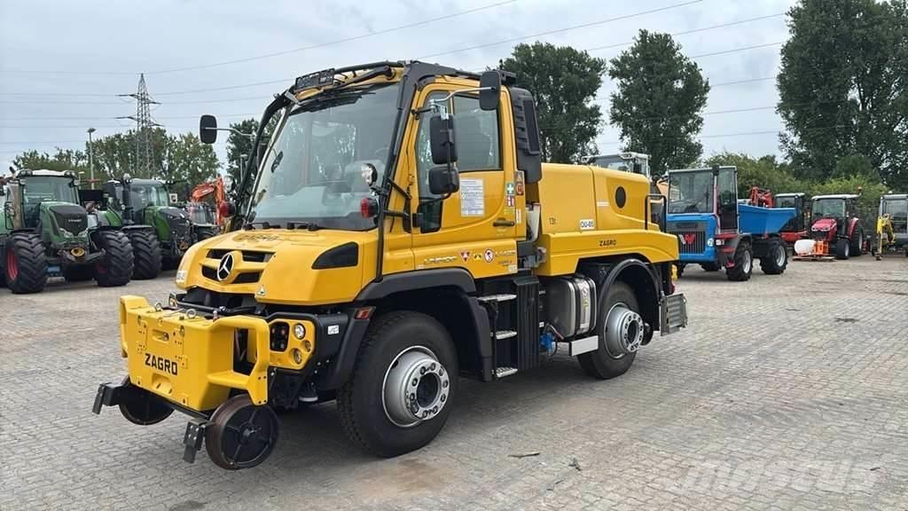 Unimog U423 Chassis Cab trucks