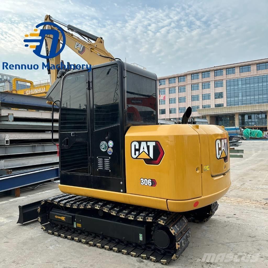 CAT 306E with rubber Mini excavators < 7t (Mini diggers)