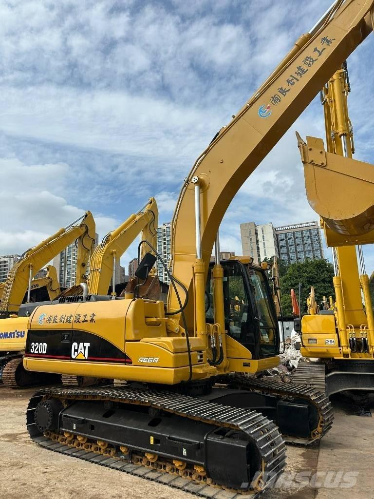 CAT CAT320D Midi excavators  7t - 12t