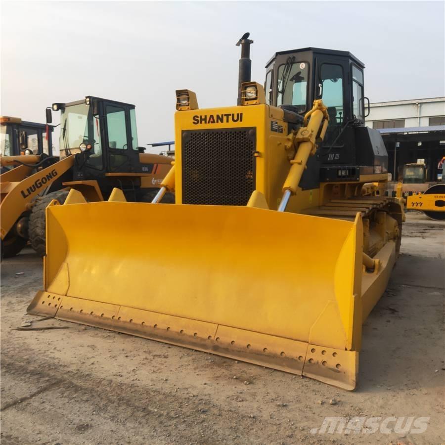 Shantui SD22 Crawler dozers