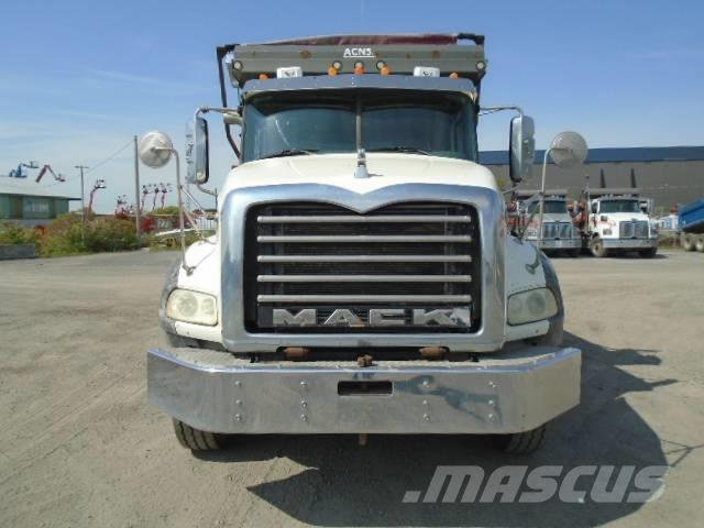 Mack GU813 Tipper trucks