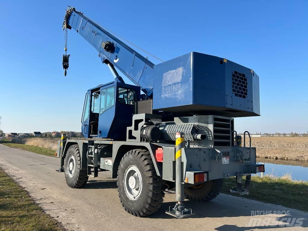 Grove RT 540 E Rough terrain cranes