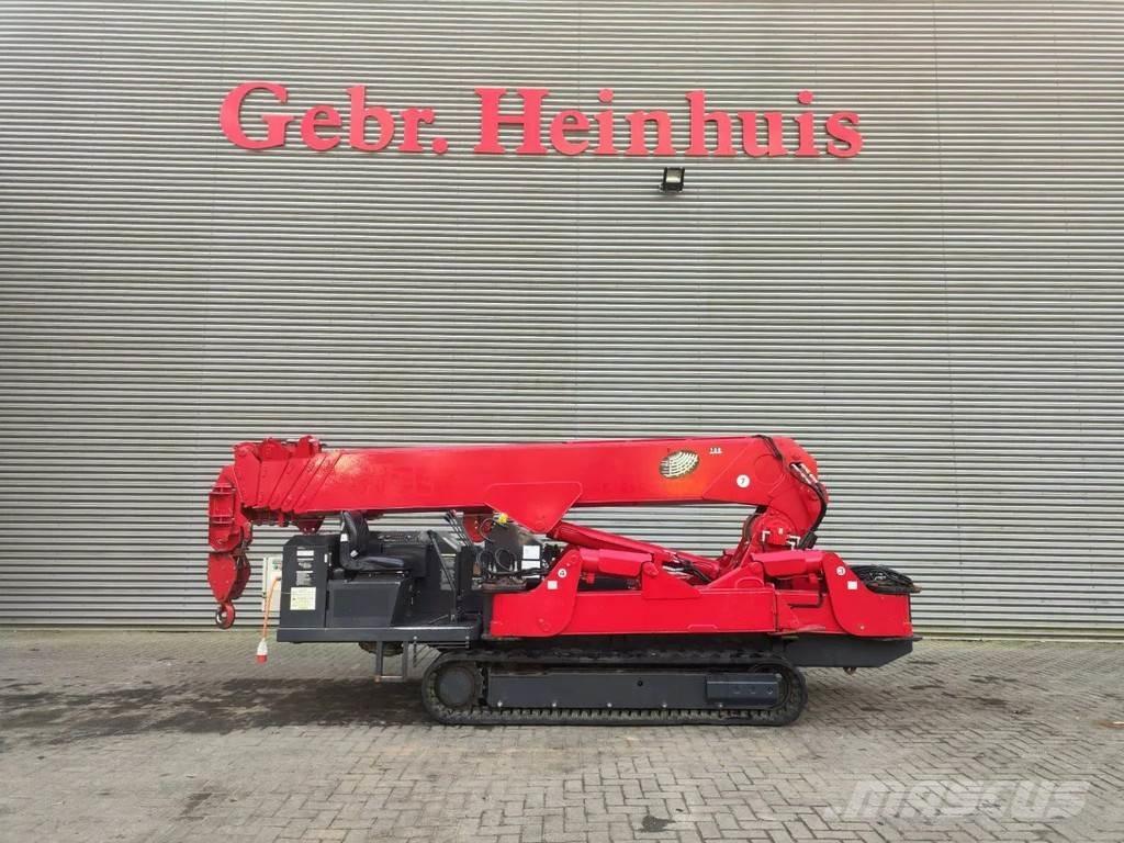 Unic URW 706 CDE Tracked cranes