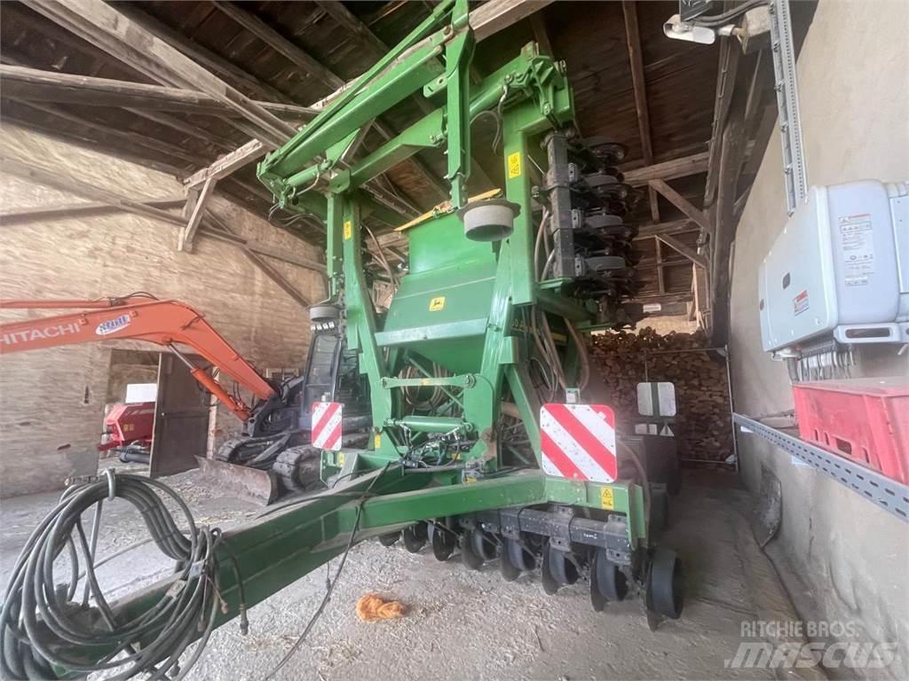 John Deere 750 A Drills