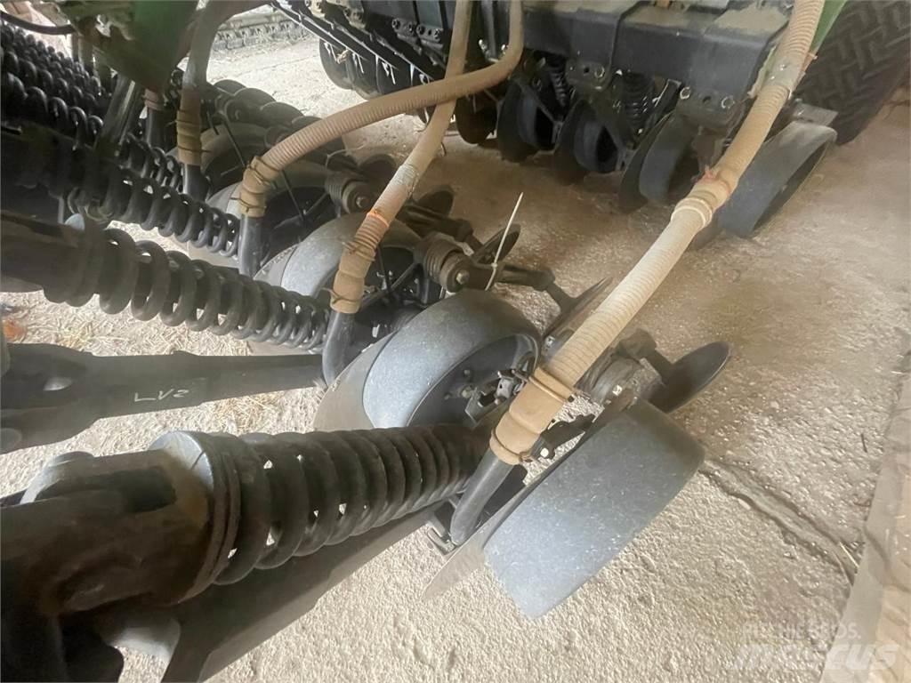 John Deere 750 A Drills