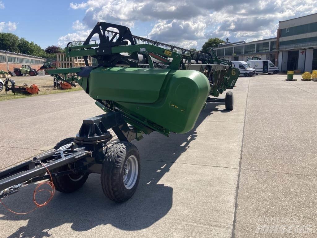 John Deere 630X Harvester heads