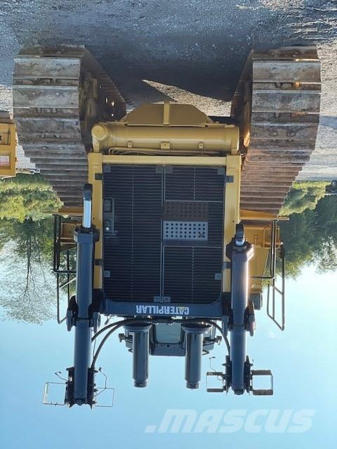 CAT D 10 T Crawler dozers