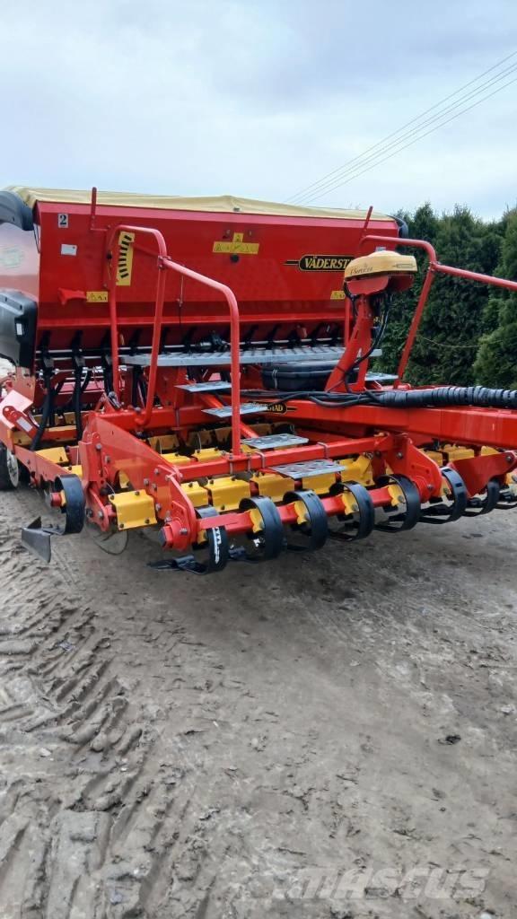 Väderstad Rapid300C Drills