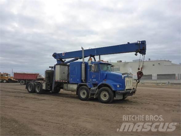 Kenworth T800B Crane trucks