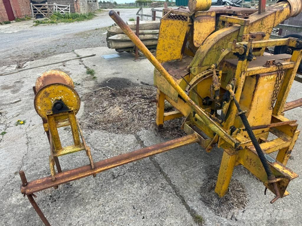  Cundy Peeler Wood chippers
