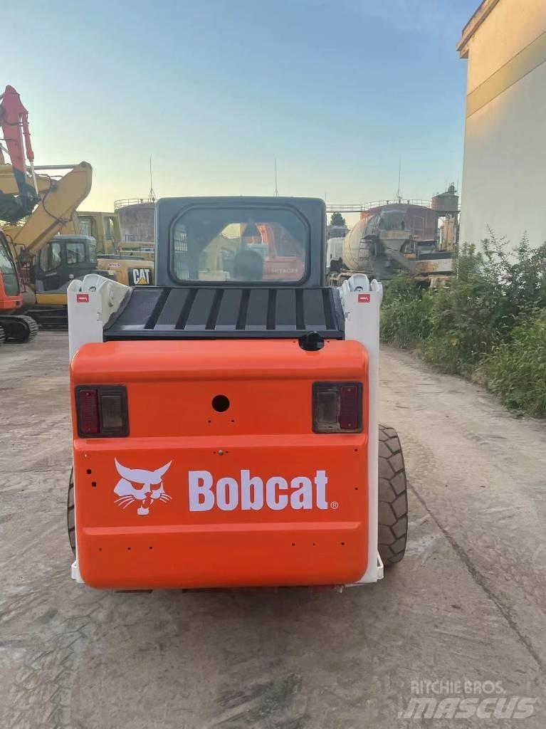 Bobcat S 130 Skid steer loaders
