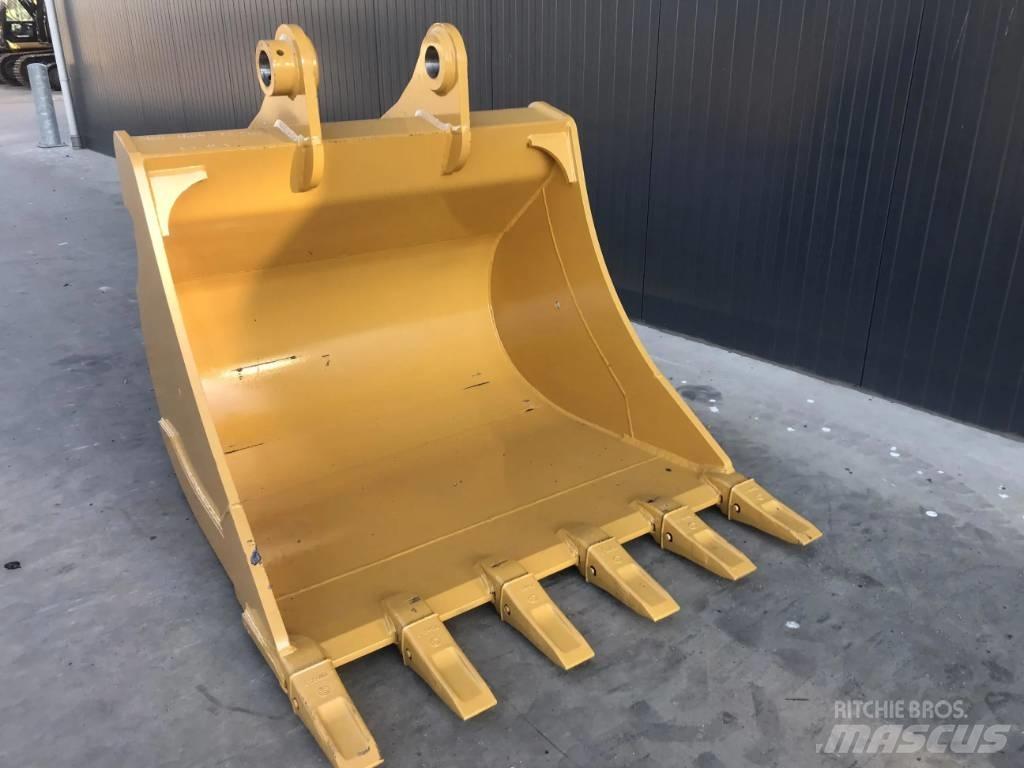 Volvo EC250 Buckets