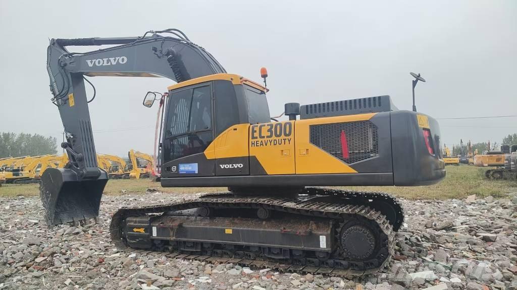 Volvo EC 300 D Crawler excavators